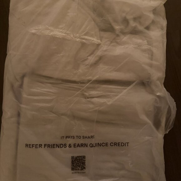 NWT QUINCE European Linen Fitted Sheet Set King Light Grey - Picture 6 of 6